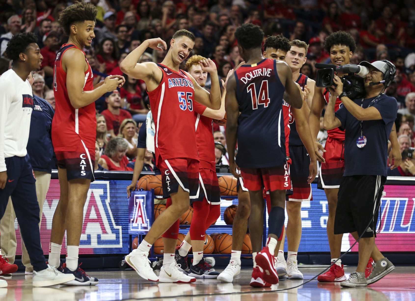 Red-Blue Game